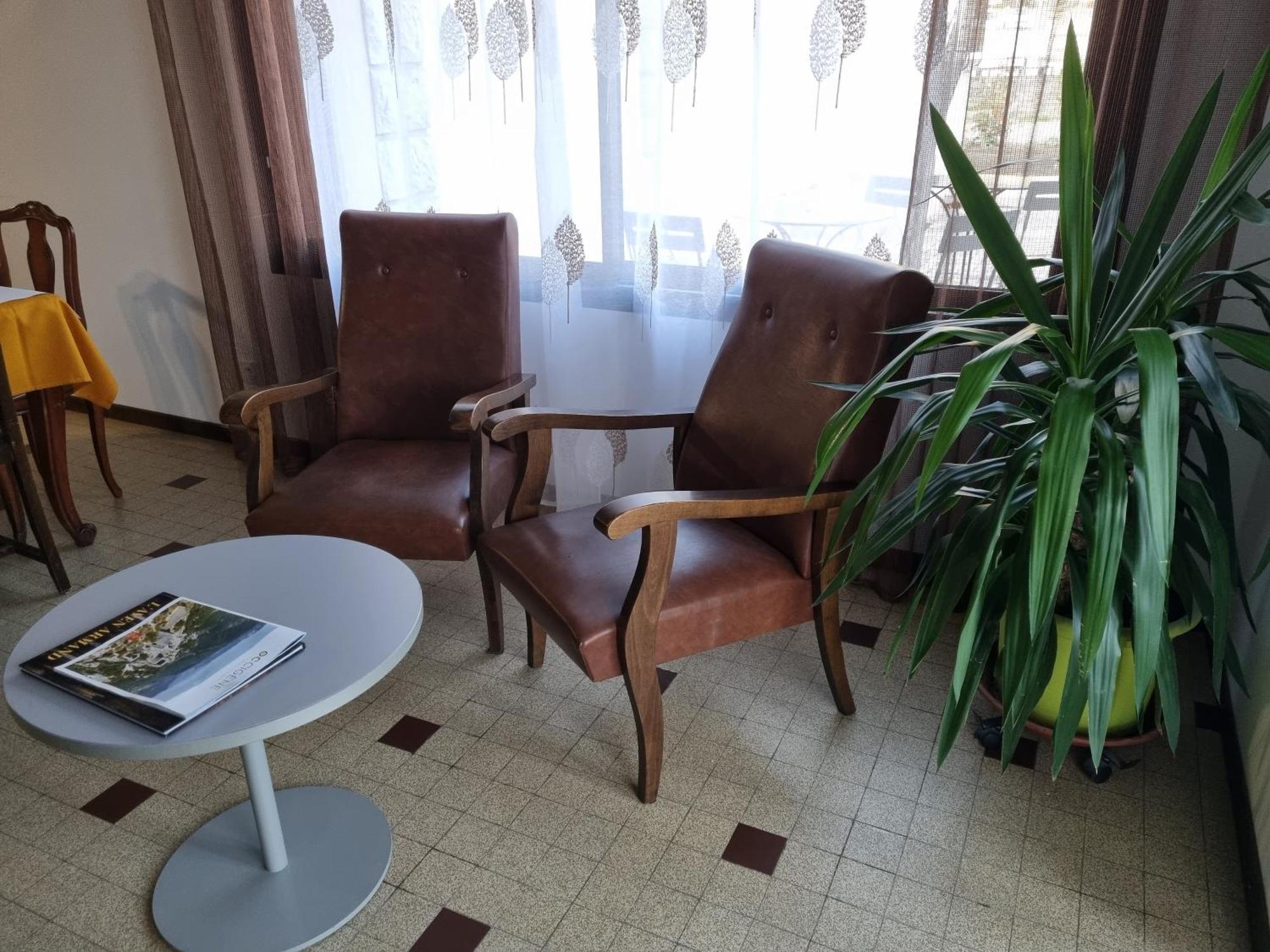Au Pont De La Gineze Bed & Breakfast Barjac  Ngoại thất bức ảnh